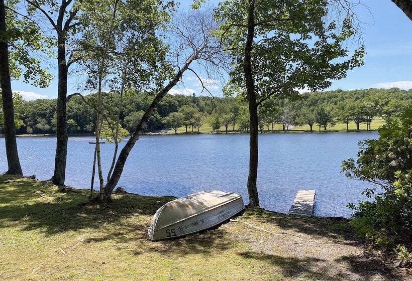 Mountain Springs Lake Resort