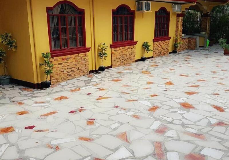 پانسیون Carribean1 Transient House