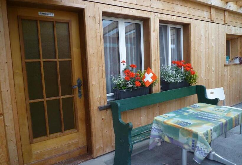 بنسيون Esthers Guesthouse