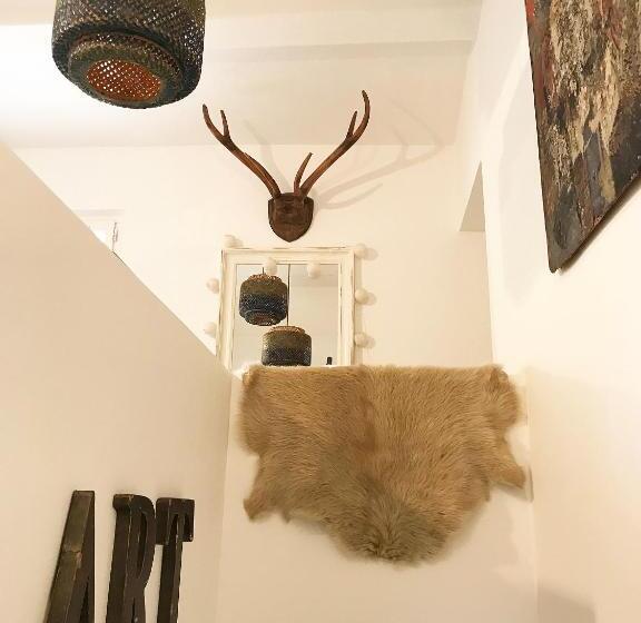 تختخواب و صبحانه Bastide Nomade   Guest House