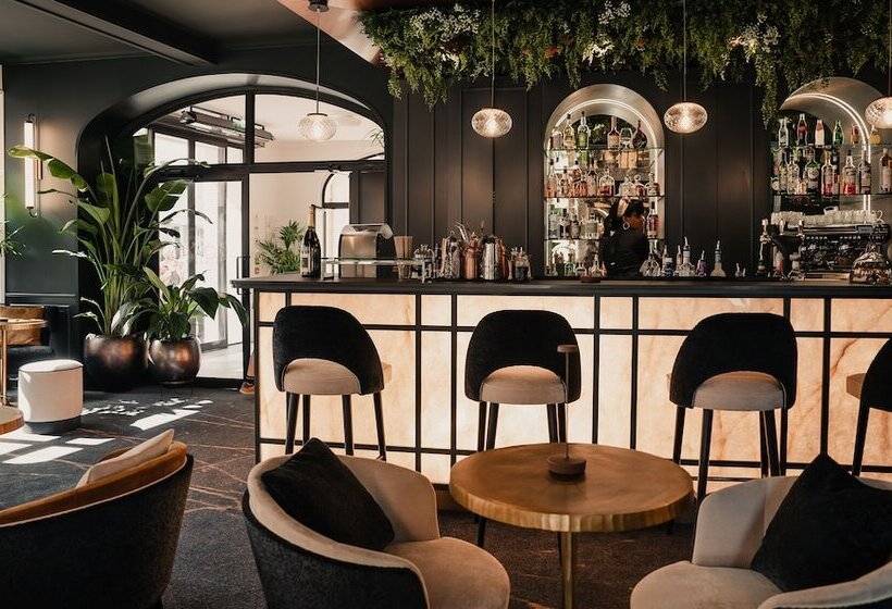 هتل Grand Hôtel Du Parc   Teritoria