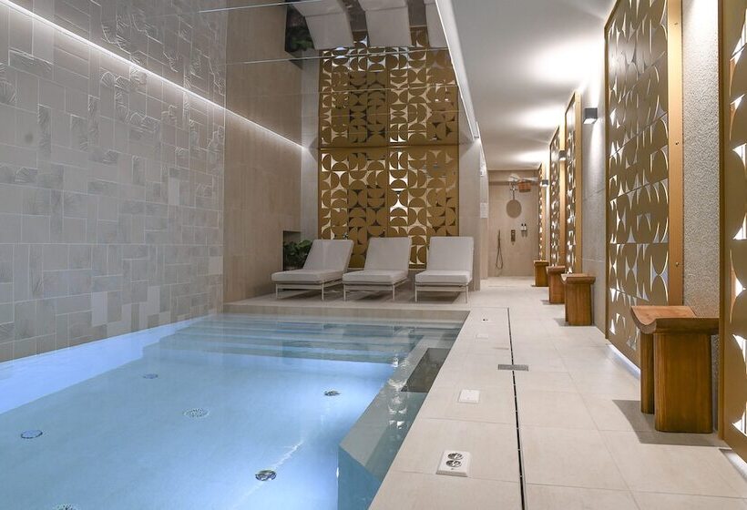 هتل Grand Hôtel Du Parc   Teritoria