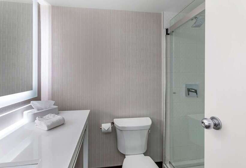 هتل Comfort Inn