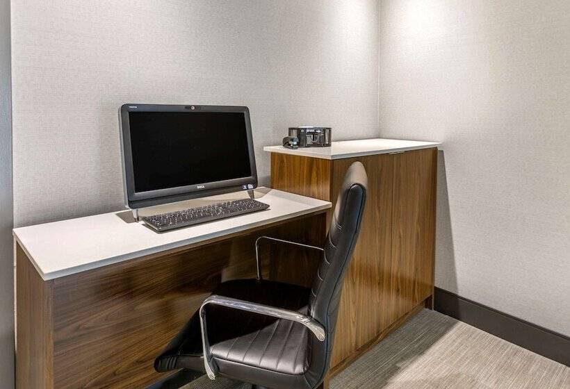 هتل Comfort Inn