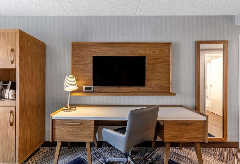 هتل Comfort Inn