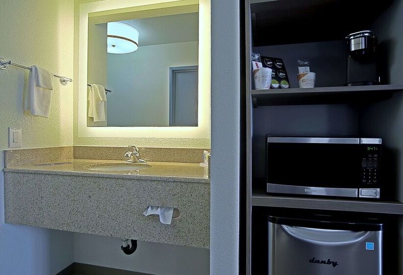 هتل Comfort Inn & Suites Sierra Vista Near Ft Huachuca