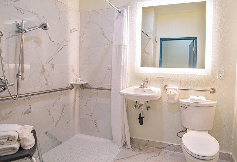 هتل Comfort Inn & Suites Sierra Vista Near Ft Huachuca