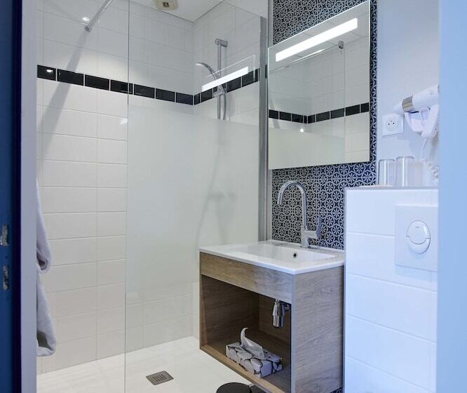 ホテル Hôtel De France   Beaune