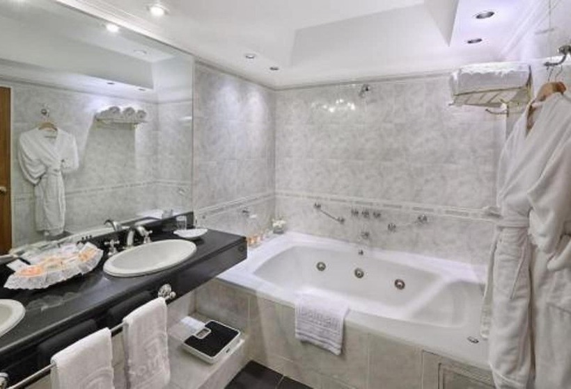 Fotos del hotel Dolmen:  6