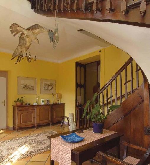 Отель Hôtelrestaurant Le Domaine De Testelin