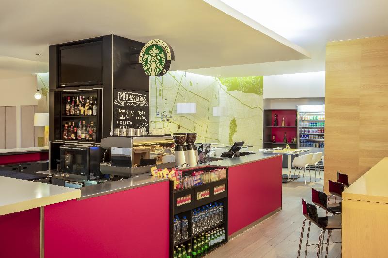 Отель Fiesta Inn Guadalajara Expo