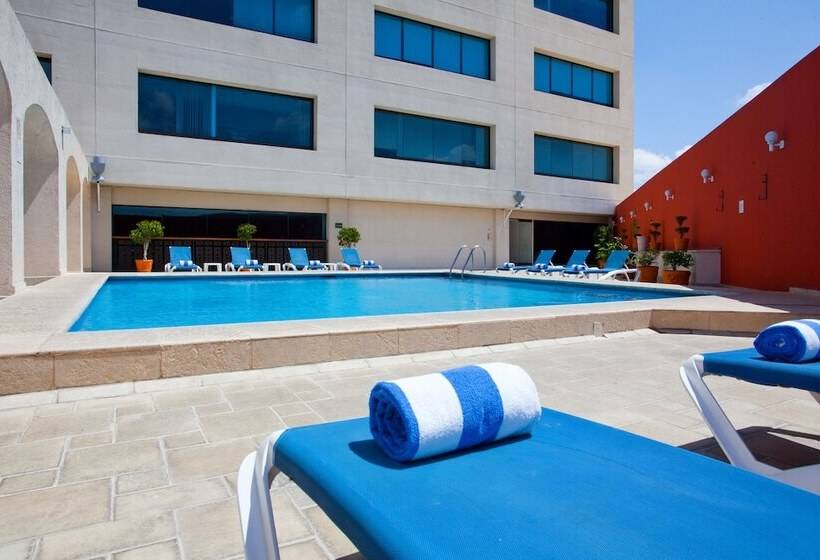 فندق Holiday Inn Puebla La Noria