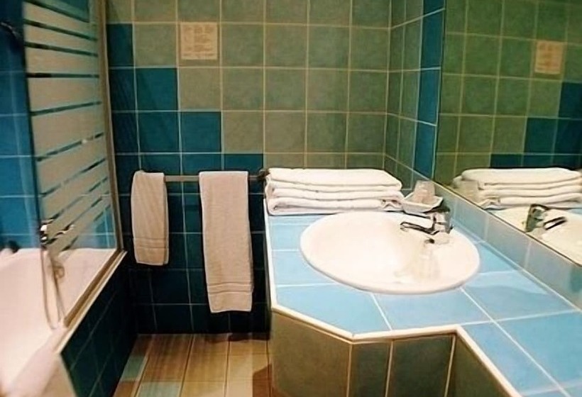 هتل Hostellerie La Charmille