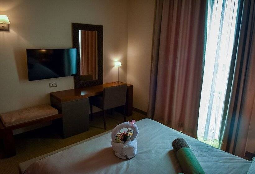 酒店 Iaki Conference & Spa