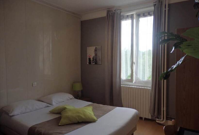 בית מלון כפרי Le Relais Des Forets