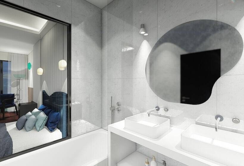 Les Vagues Hotel & Spa