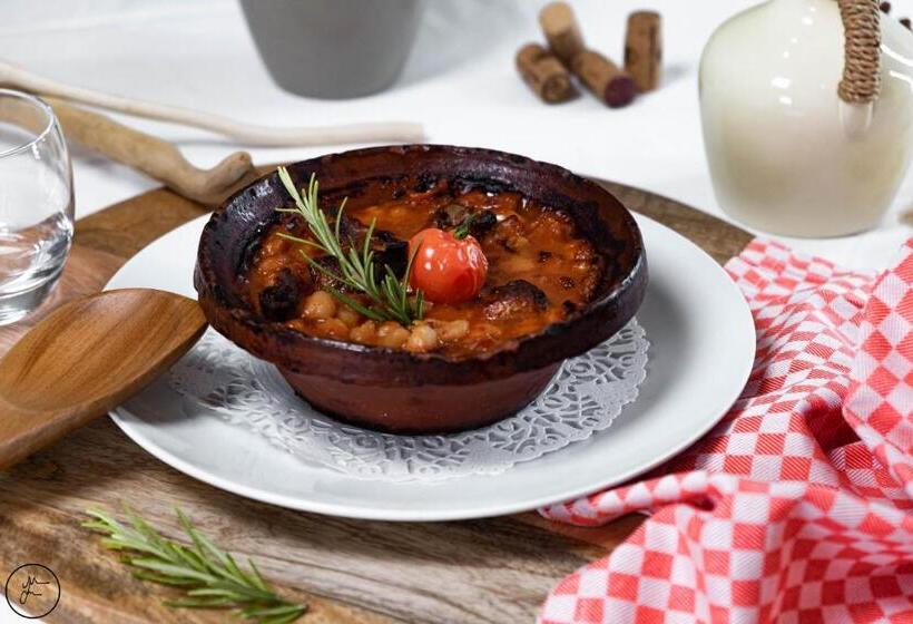 ホテル Logis Hôtel Et Restaurant La Bastide Cabezac