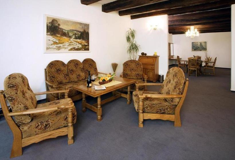 هتل Malý Pivovar