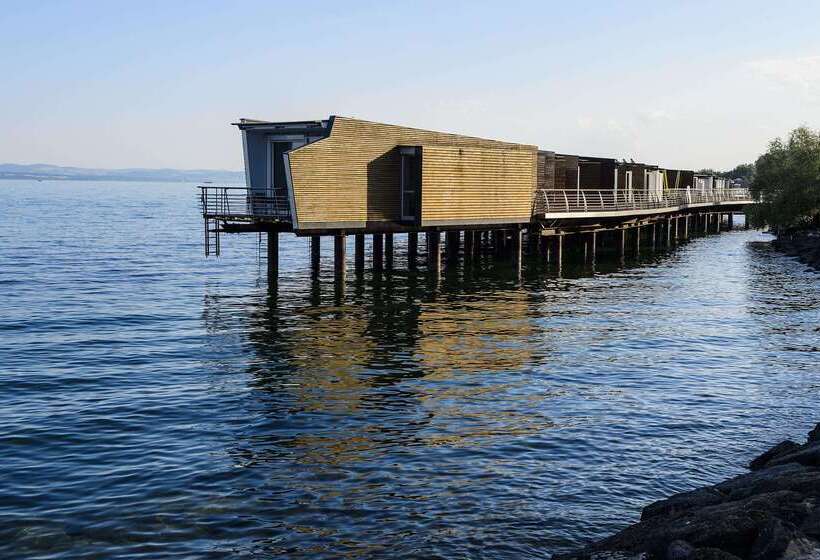 فندق Palafitte