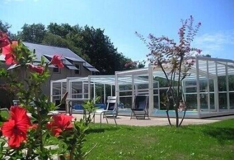 فندق Relais De Kergou