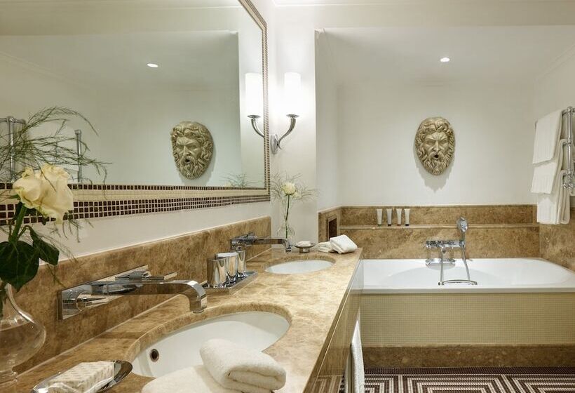 Fotos del hotel Rocco Forte Hotel De Russie:  65