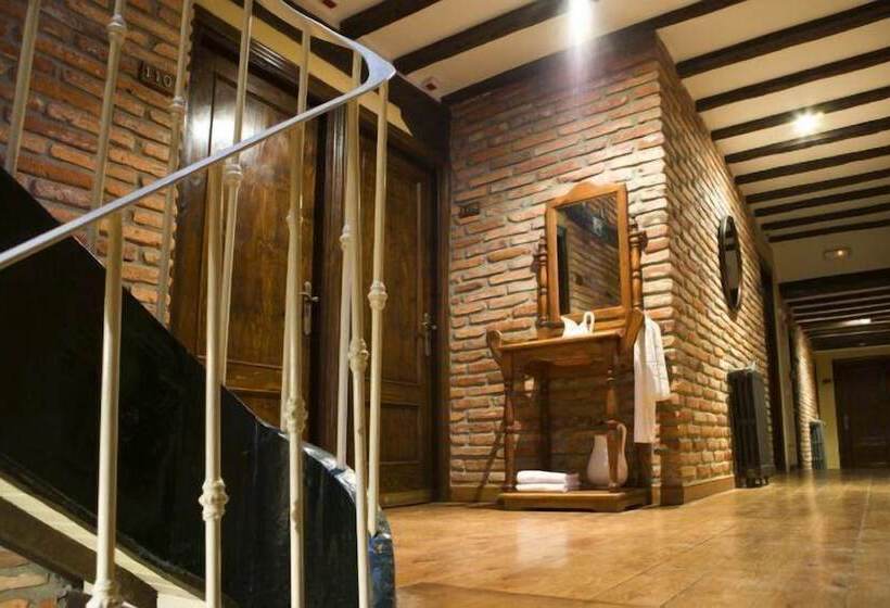 هتل روستایی Posada Santa Ana