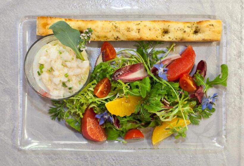Logis Hotel Restaurant Le Flamant Rose Camargue