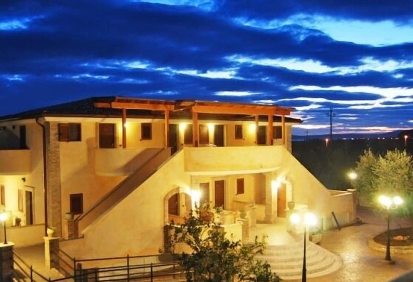 هتل Albergo Il Giardino