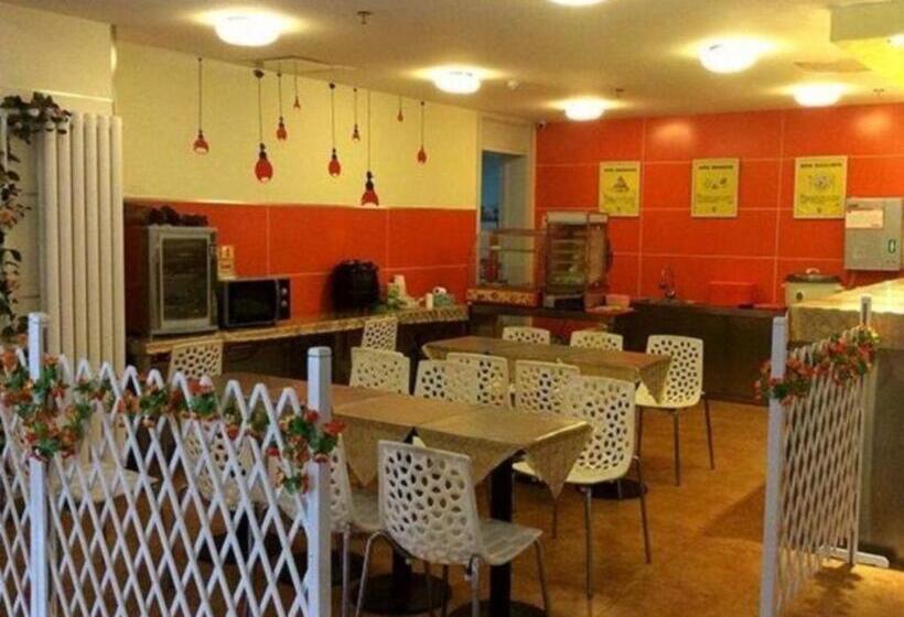 هتل 7 Days Inn Ningbo Xiangshan Renmin Plaza Branch
