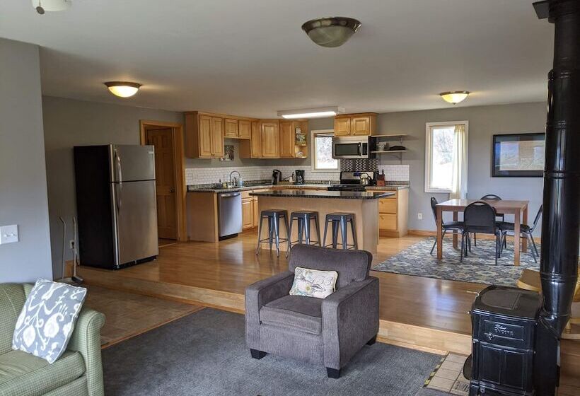 فندق Sheep Mountain Lodge