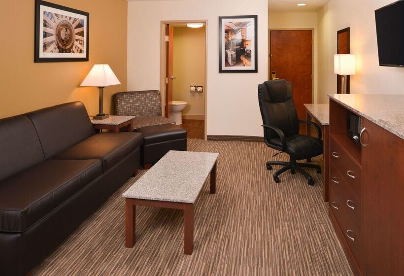هتل Best Western Executive Inn & Suites