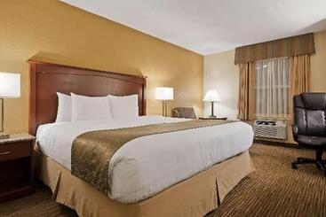 هتل Best Western Executive Inn & Suites