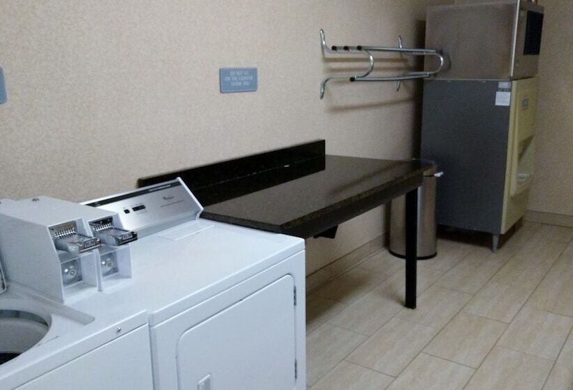 هتل Best Western Plus Boulder Louisville