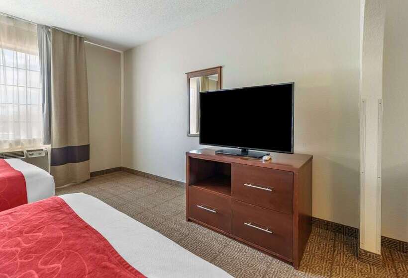 فندق Comfort Suites