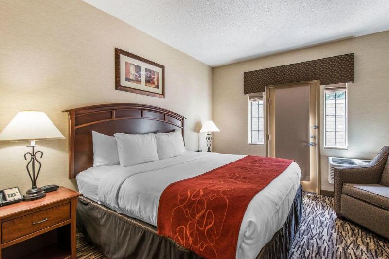 酒店 Comfort Suites Golden West On Evergreen Parkway