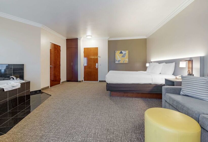 هتل Comfort Suites Oceanside Camp Pendleton Area
