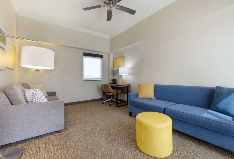 هتل Comfort Suites Oceanside Camp Pendleton Area
