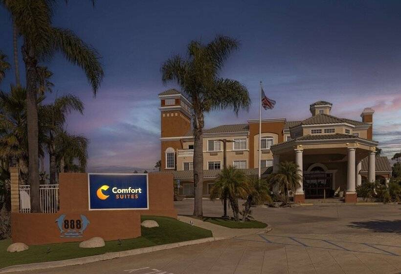 هتل Comfort Suites Oceanside Camp Pendleton Area