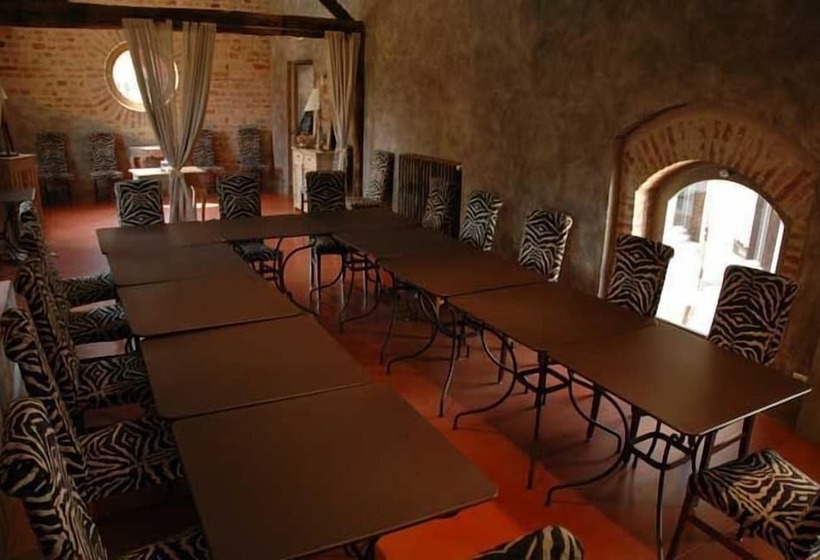 فندق Hôtel De La Tour