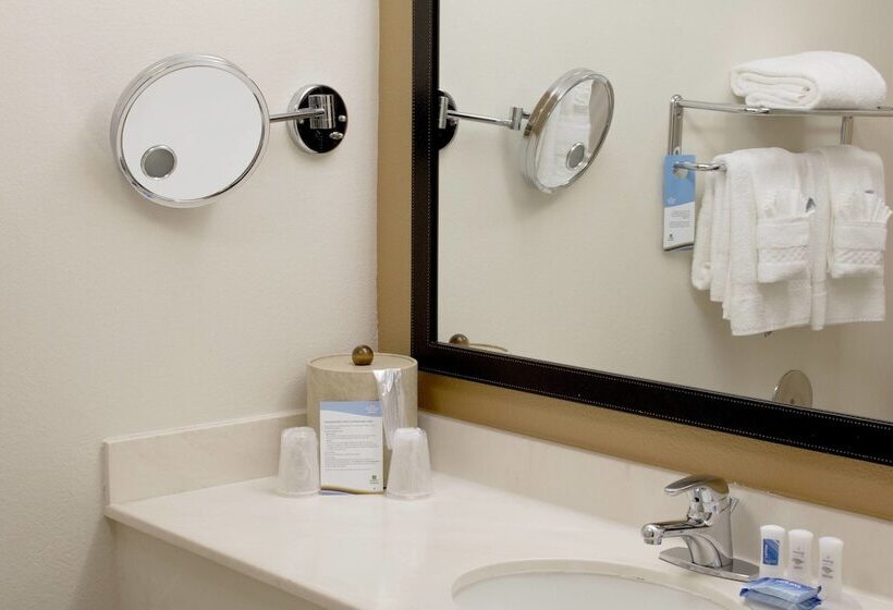 בית מלון כפרי Fairfield Inn & Suites Oakland Hayward