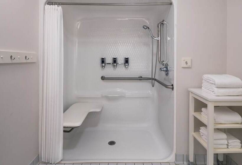 فندق Four Points Bentonville