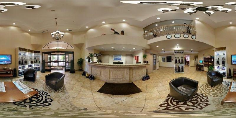 هتل Holiday Inn Express & Suites Lake Forest By Ihg