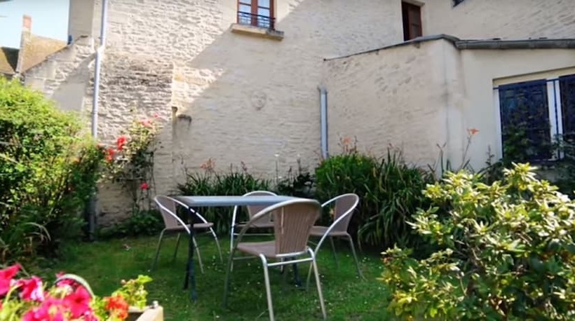 ホテル Hostellerie Saint Martin  Logis Hôtel Et Restaurant