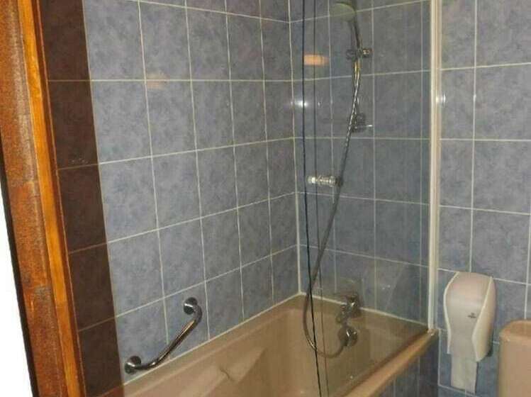 ホテル Hostellerie Saint Martin  Logis Hôtel Et Restaurant