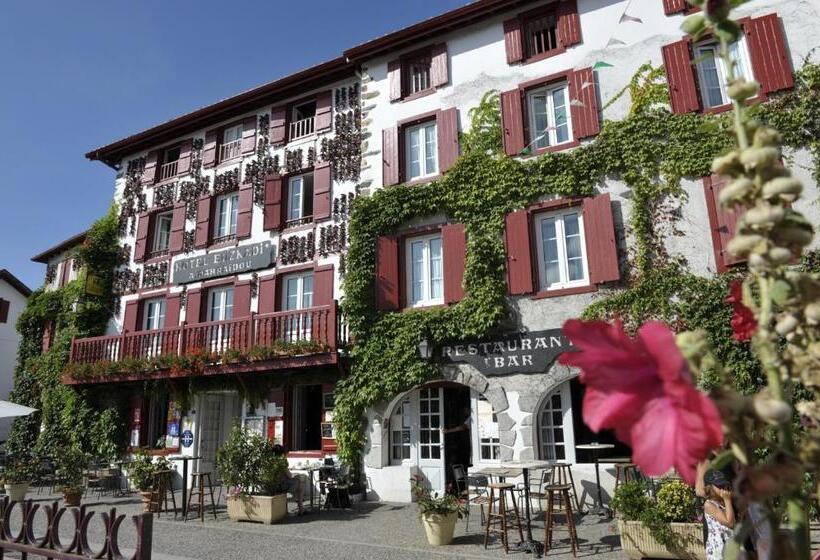 فندق Hôtel Euzkadi