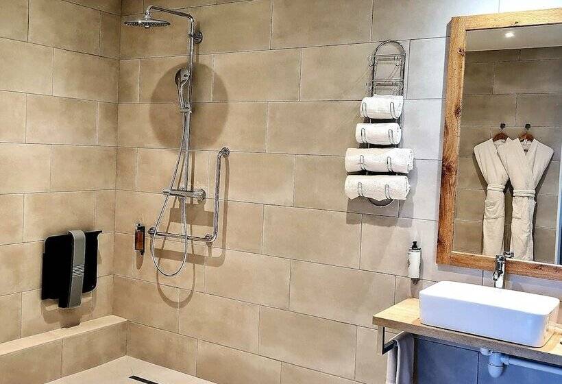 בית מלון כפרי Hôtel La Villa Juan Beach