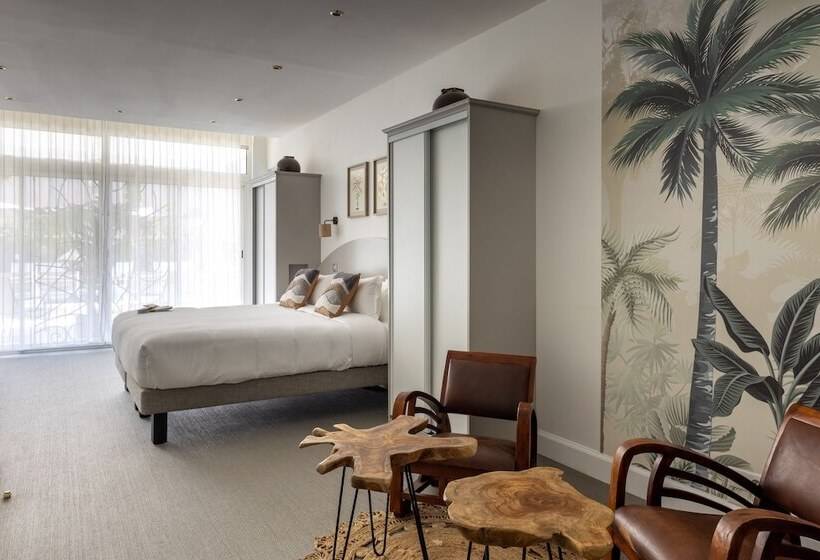 ホテル Hôtel La Villa Juan Beach