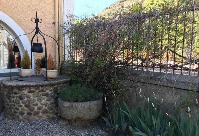 هتل L'auberge Catalane