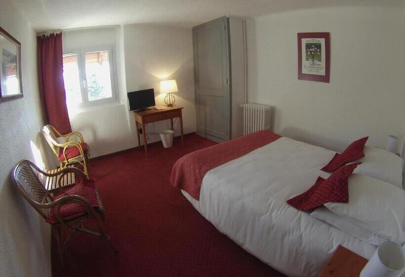 هتل L'auberge Catalane