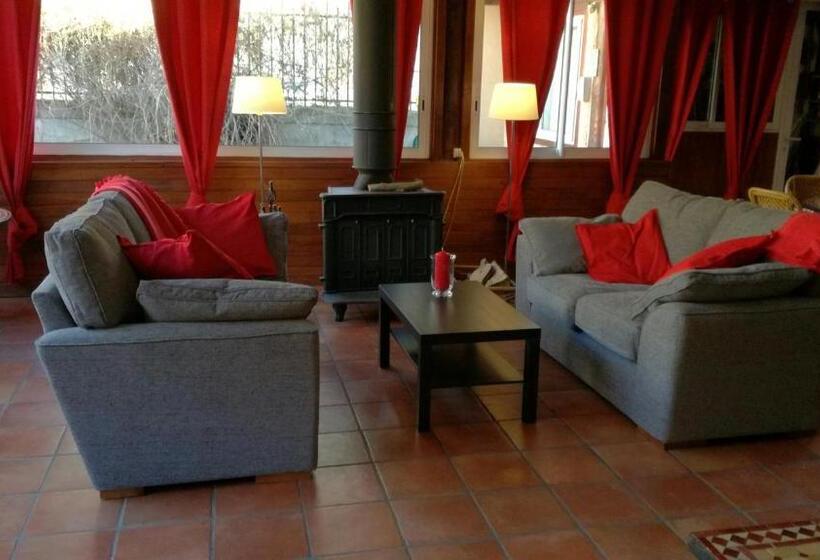 هتل L'auberge Catalane